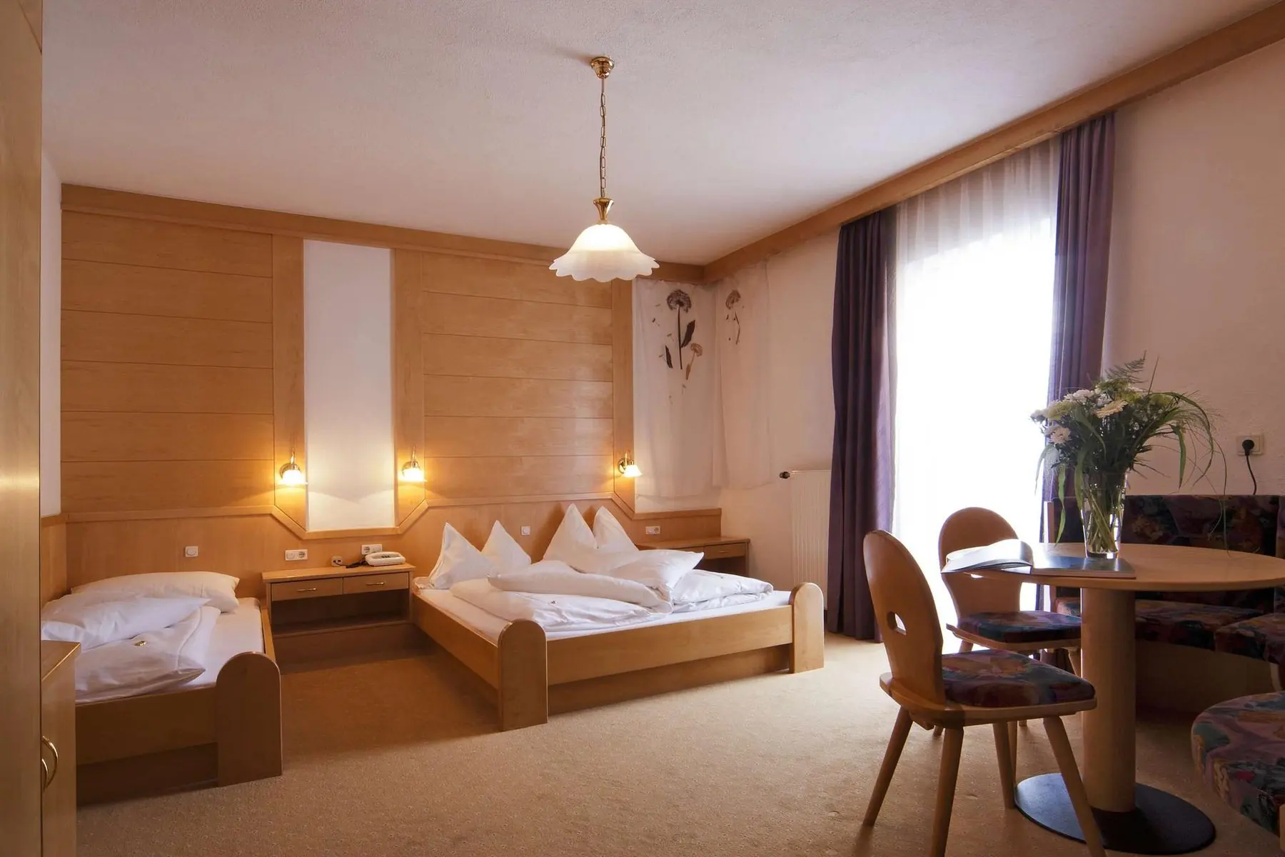 Dreibettzimmer
